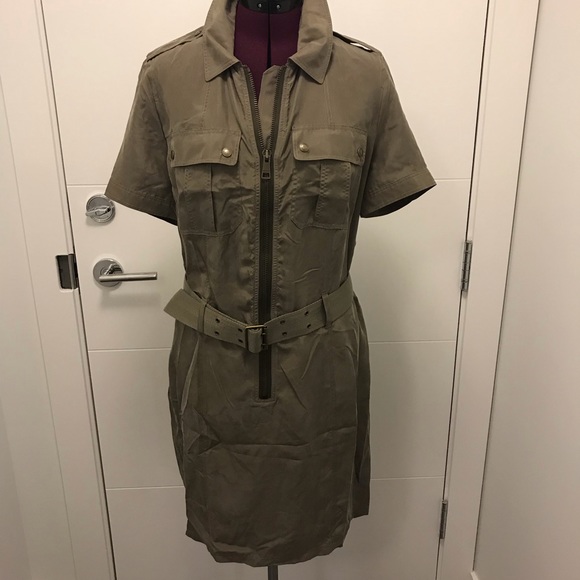 Burberry Belted Zip- Up Dress - Picture 6 of 8